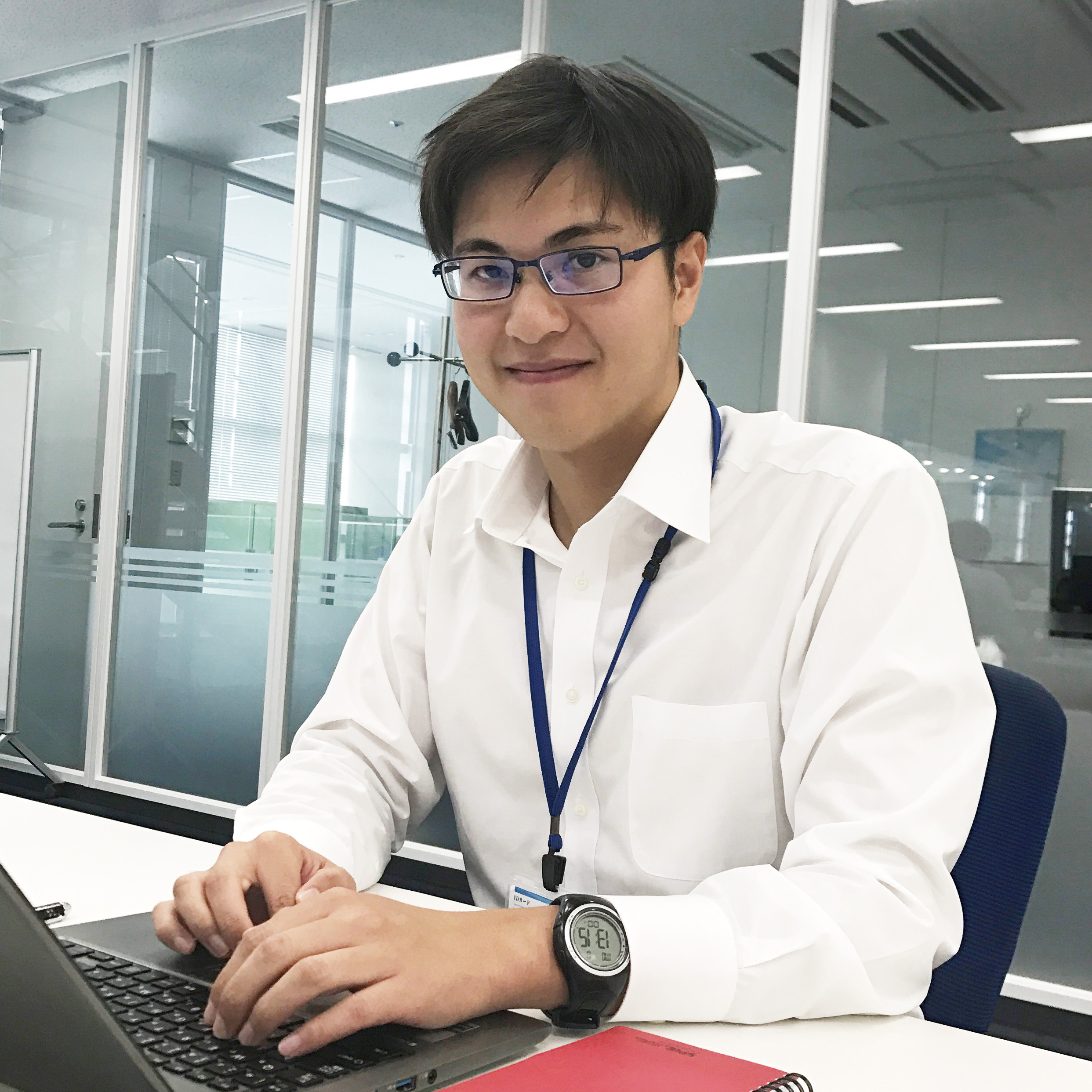 井上 裕毅 修了生インタビュー 大阪大学超域イノベーション博士課程プログラム Cross Boundary Innovation Program 井上 裕毅 修了生インタビュー 大阪大学超域イノベーション博士課程プログラム Cross Boundary Innovation Program